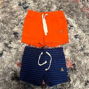 2 pair of cotton summer shorts from the GAP size 3-6 months